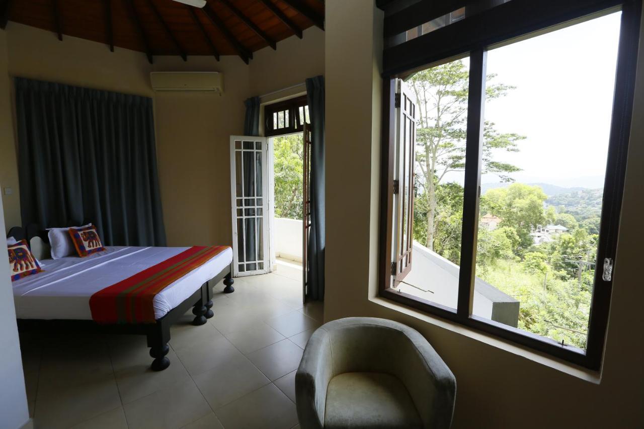 Crown Hills Kandy Inn מראה חיצוני תמונה