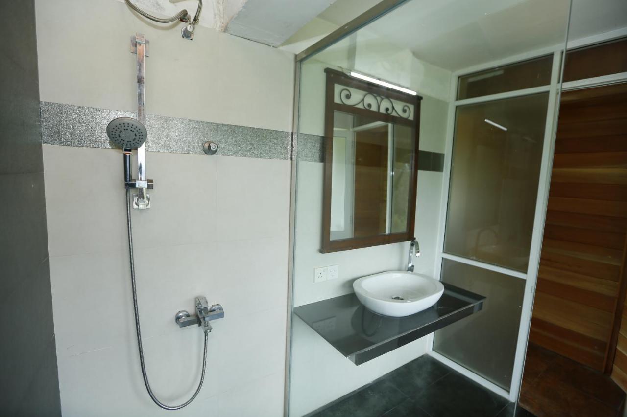 Crown Hills Kandy Inn מראה חיצוני תמונה