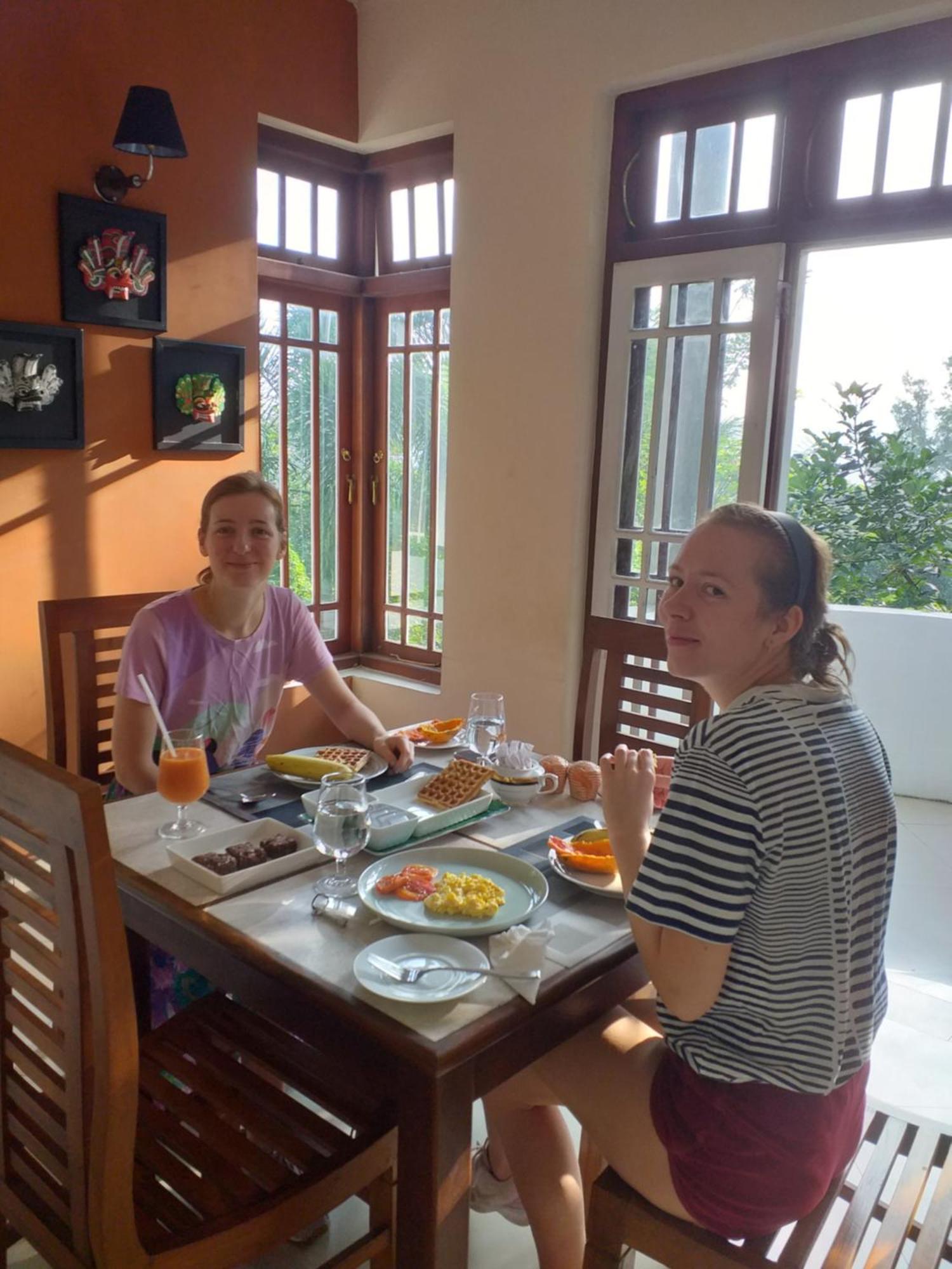 Crown Hills Kandy Inn מראה חיצוני תמונה