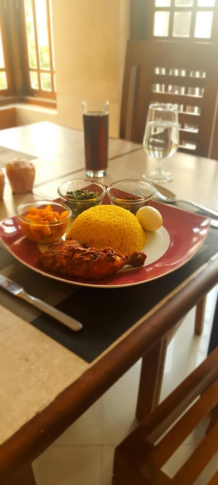 Crown Hills Kandy Inn מראה חיצוני תמונה
